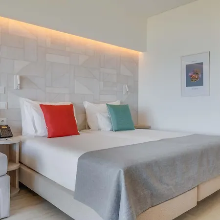 Pestana Blue Szálloda Alvor