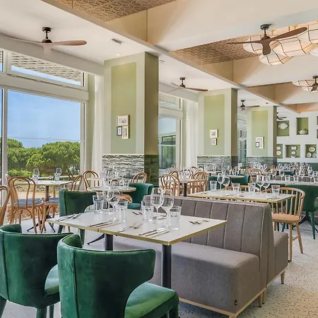 Pestana Blue Szálloda 5*