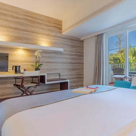 Pestana Blue Alvor